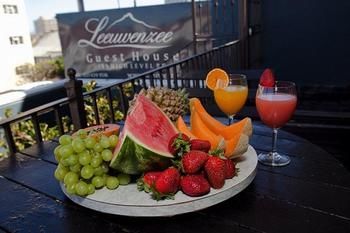 Leeuwenzee Guest house Cape Town