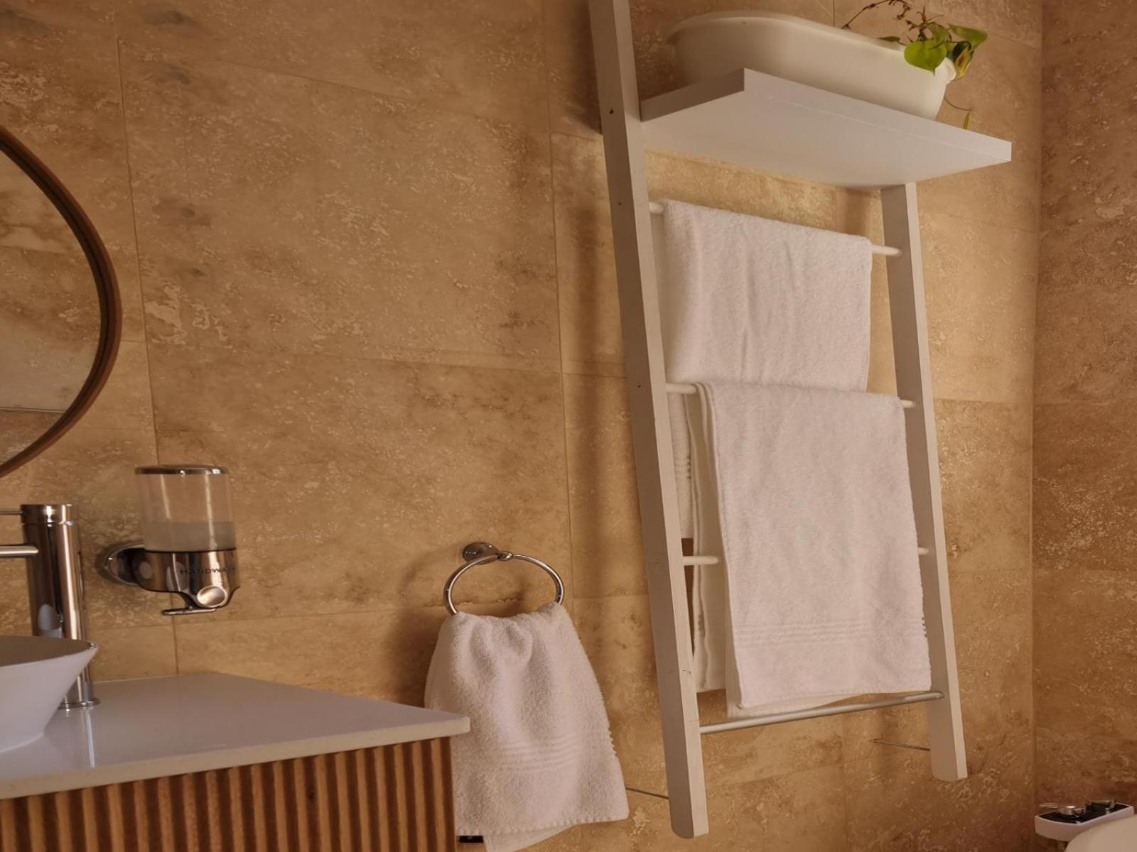 Leeuwenzee Guest house 4*