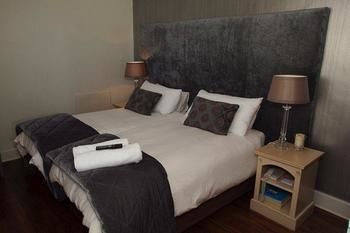 Leeuwenzee Guest house 4*