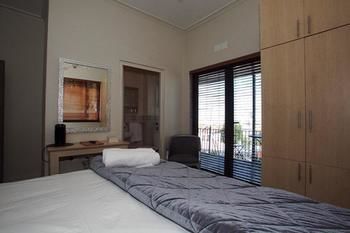 Leeuwenzee Guest house Cape Town